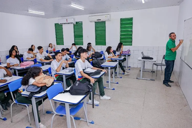 Concurso Professor Seduc Piaui abre inscrições para 4 mil vagas a partir desta segunda-feira