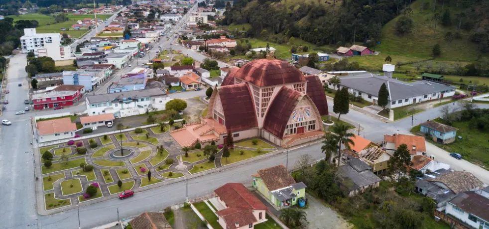 Concurso Prefeitura de Urubici SC publica edital com 86 vagas e salários de até R$ 19,9 mil